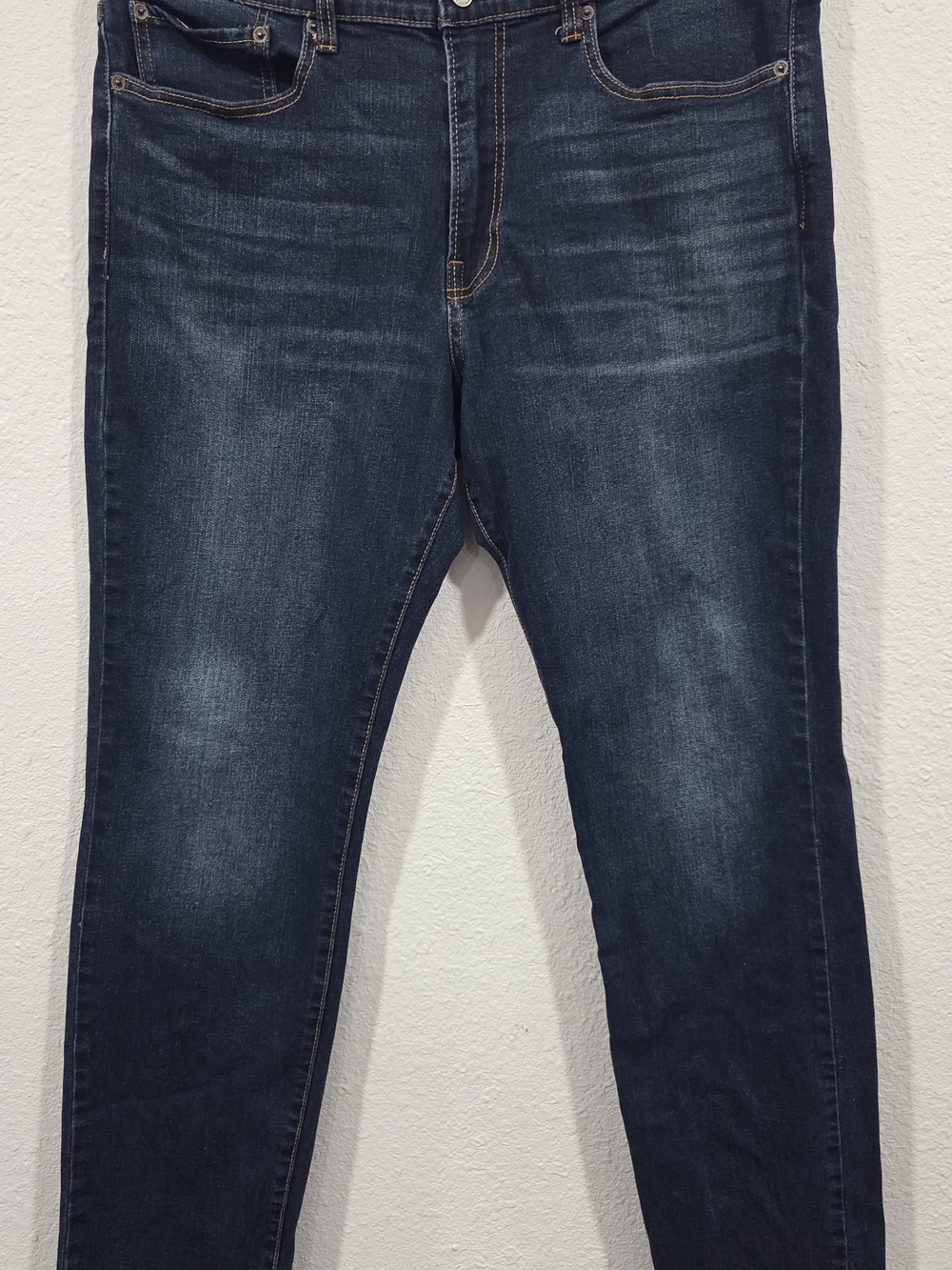 Lucky Brand Men's Dark Indigo Slim Straight Jeans 121